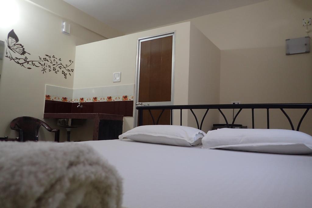 Bella Guest House Calangute Luaran gambar